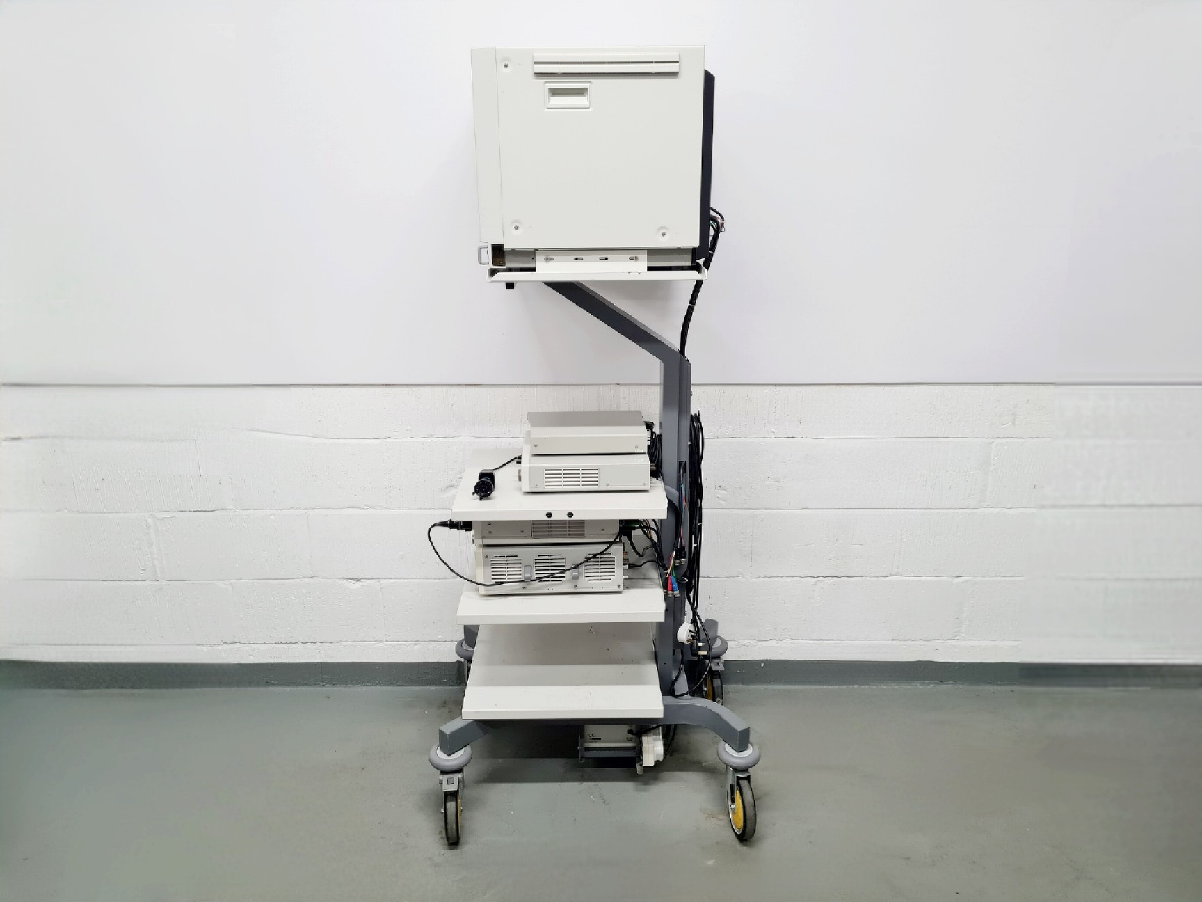 Image of Olympus Model CLV-S20 Endoscopy System w/ Sony PVM-205MD Lab