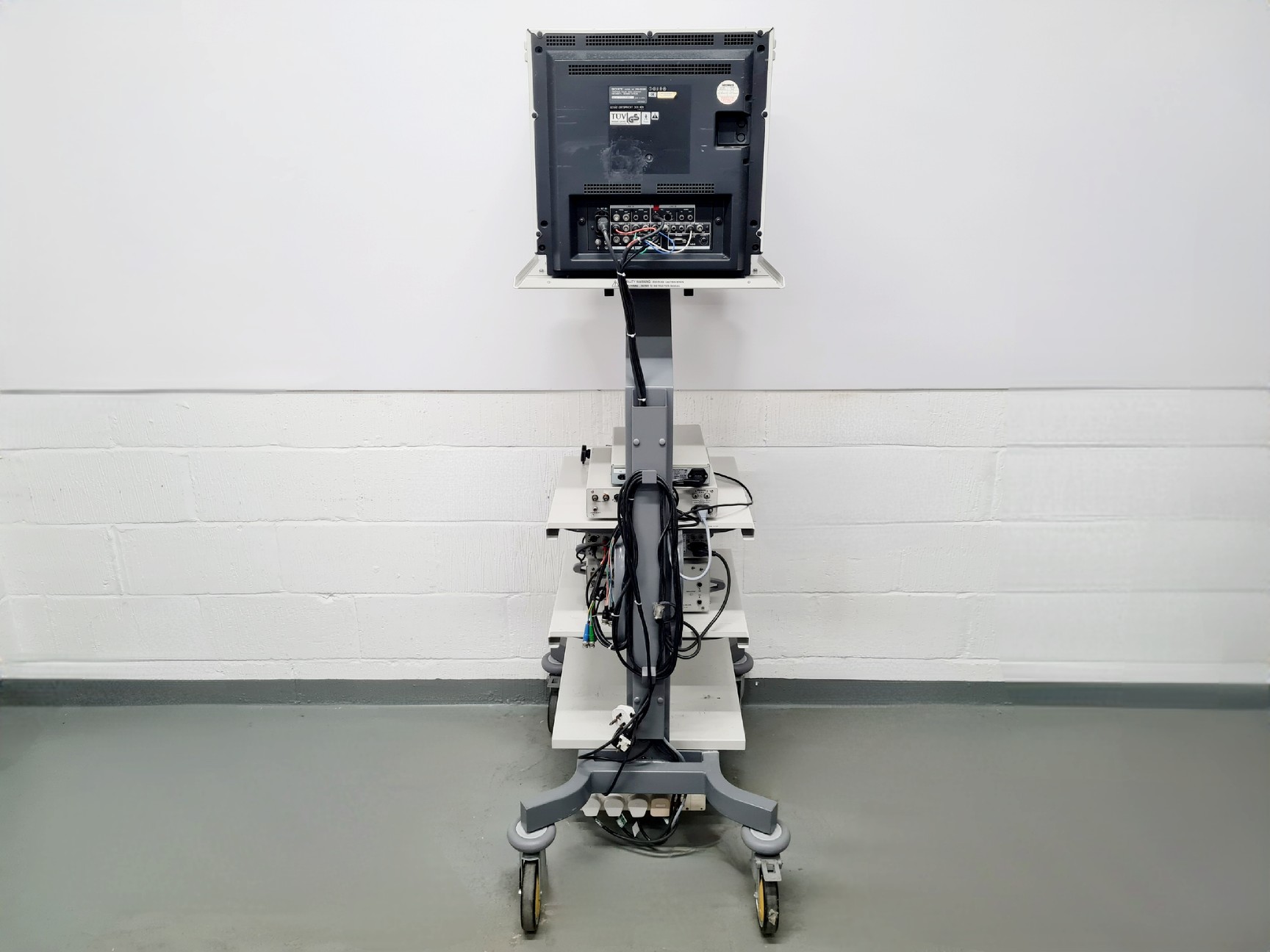 Image of Olympus Model CLV-S20 Endoscopy System w/ Sony PVM-205MD Lab