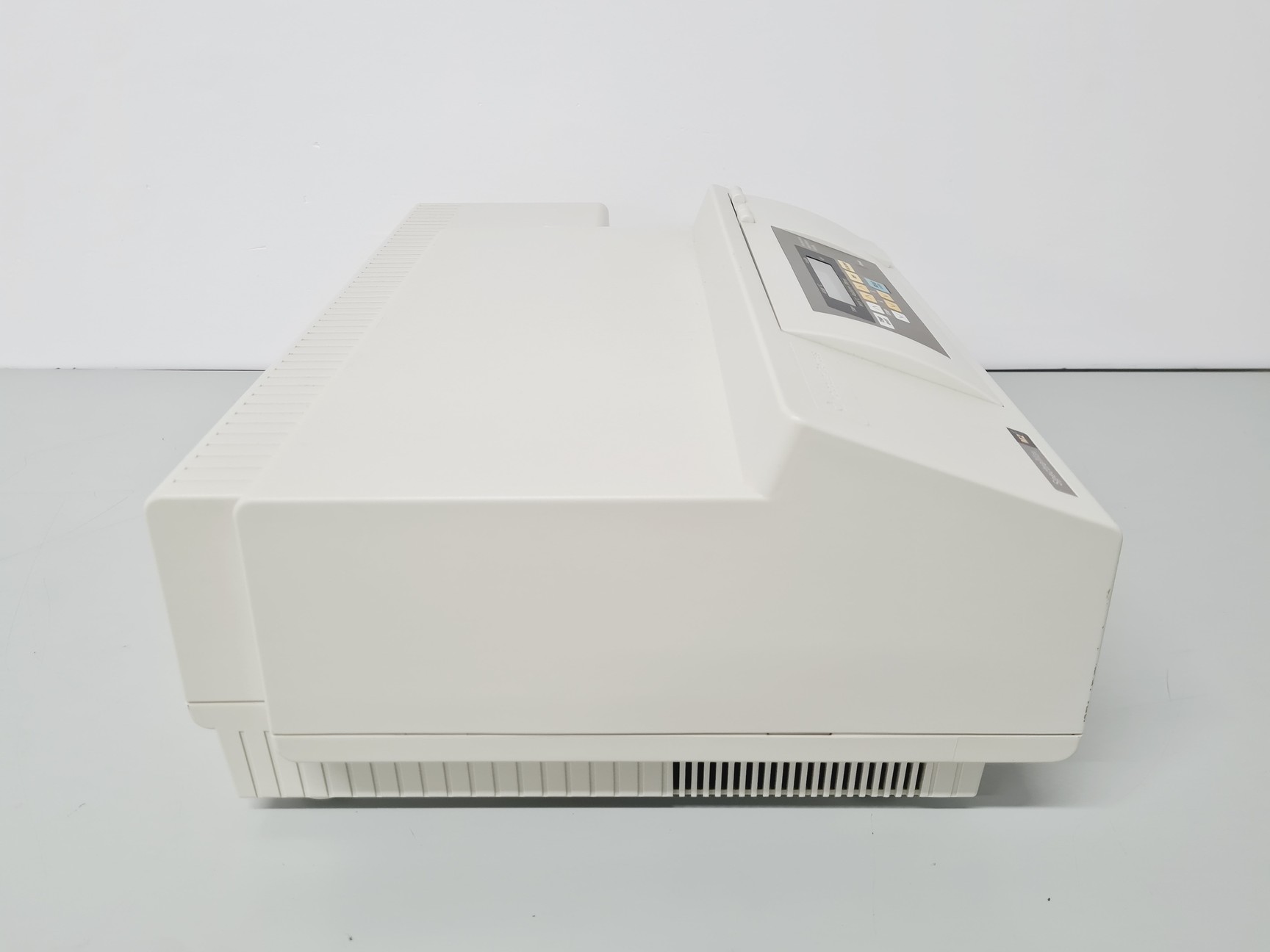 Image of Molecular Devices Spectra Max M2e Multi-Mode Microplate Reader Lab