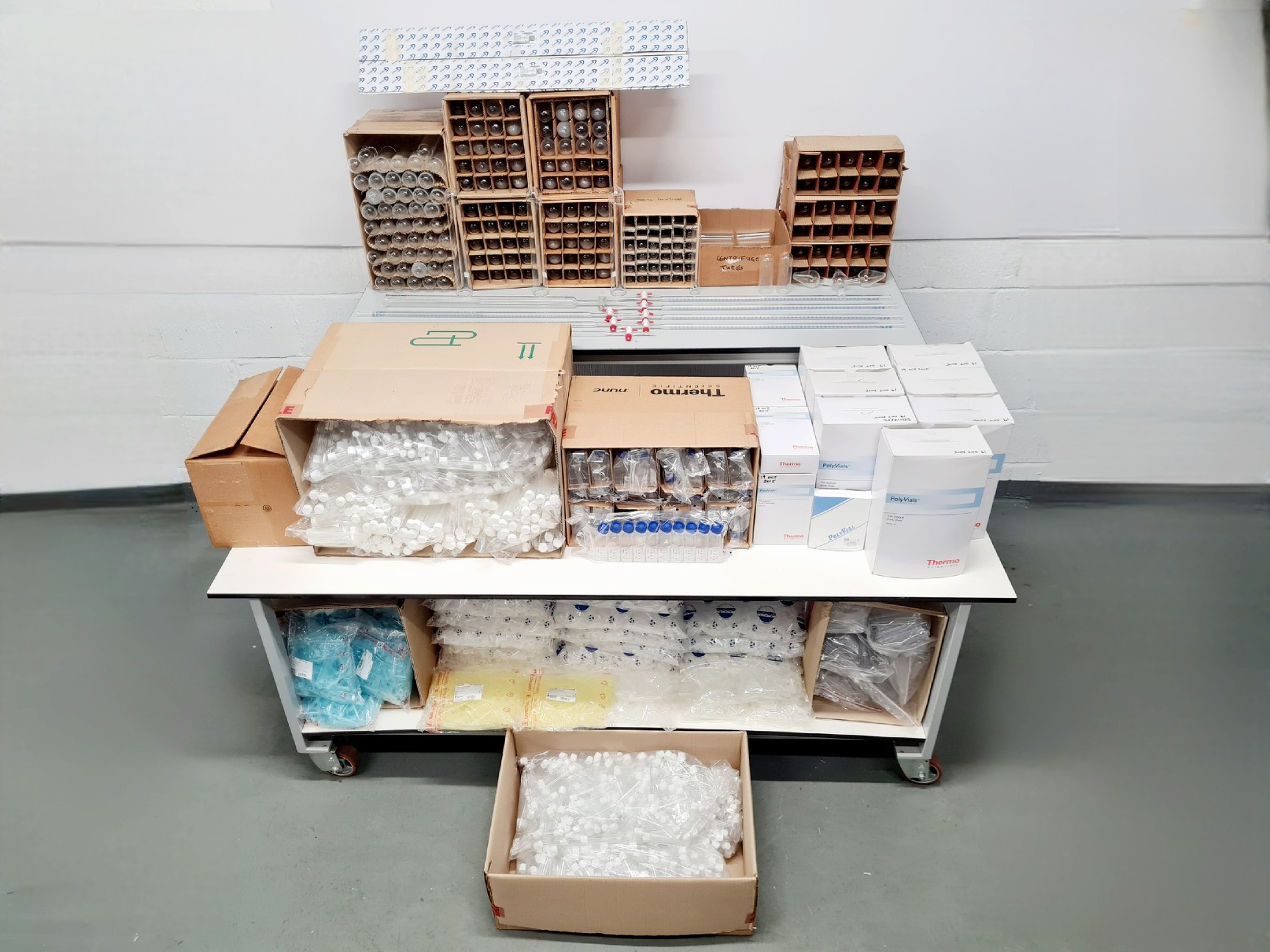 Image of Mixed Lab Consumable Job-lot (Glassware, Pipets)(Thermo Scientific, FisherBrand)