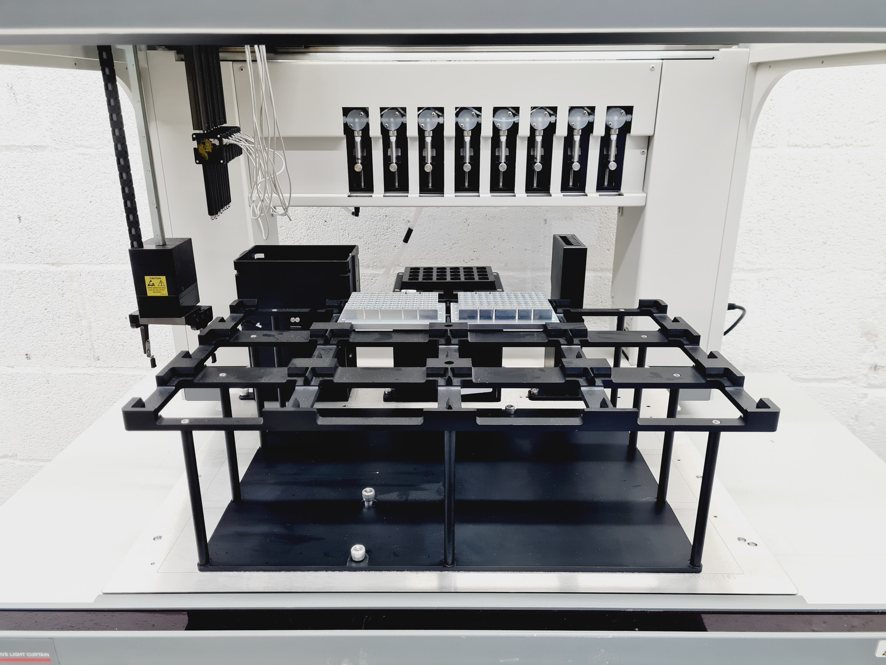 Image of Beckman Coulter Biomek NXp Laboratory Automation Workstation Lab