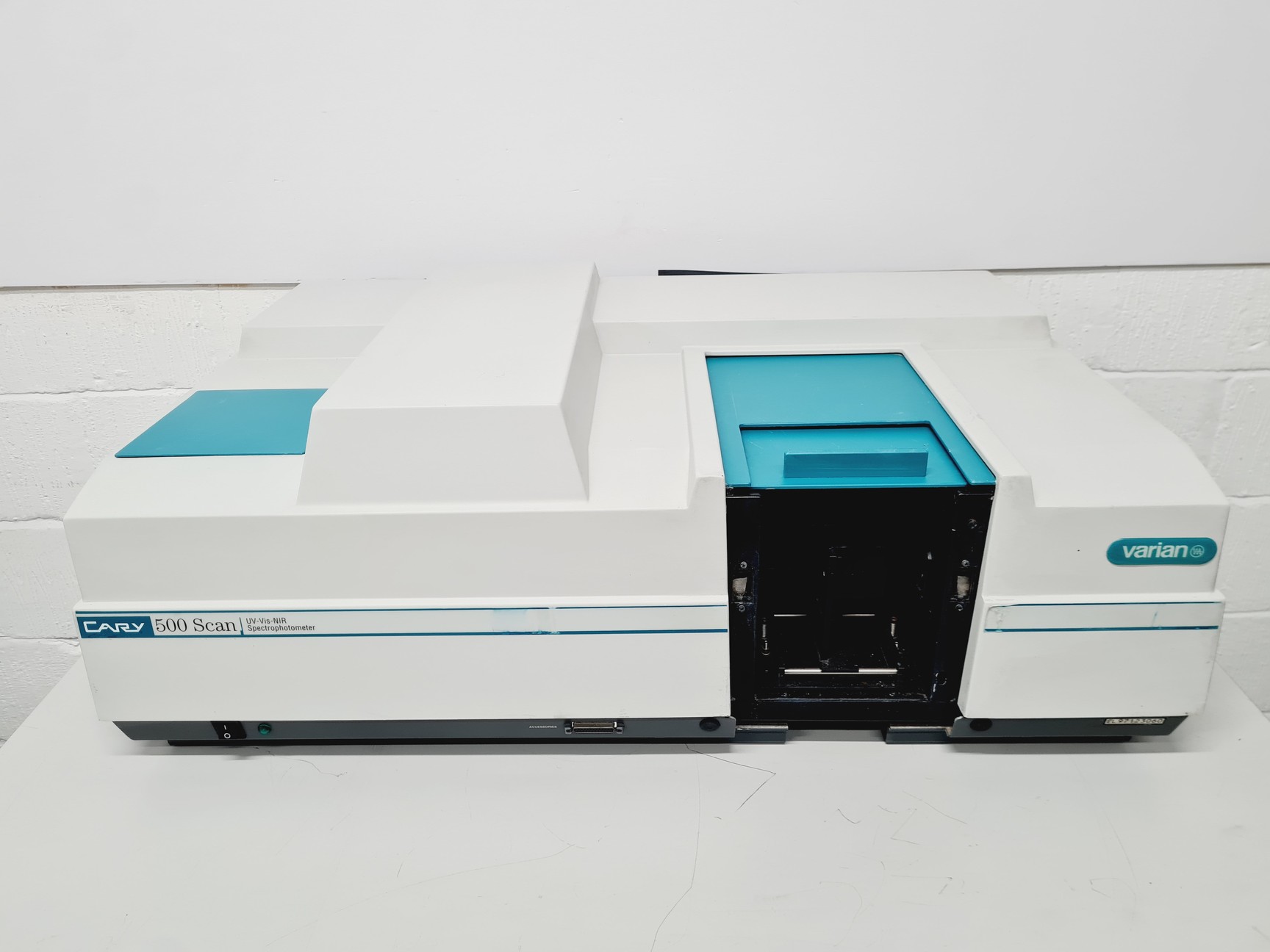 Image of Varian Cary 500 UV-VIS-NIR Spectrophotometer w/ Software (Spares/Repair) Lab