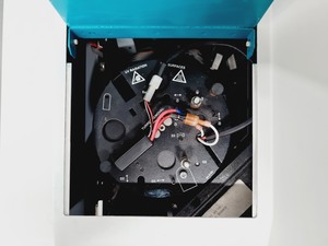 Thumbnail image of Varian Cary 500 UV-VIS-NIR Spectrophotometer w/ Software (Spares/Repair) Lab