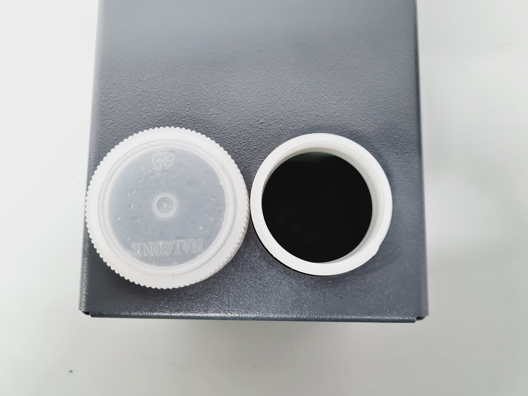 Image of Ta Instruments TGA Q500 Thermogravimetric Analyzer with TGA Heat Exchanger