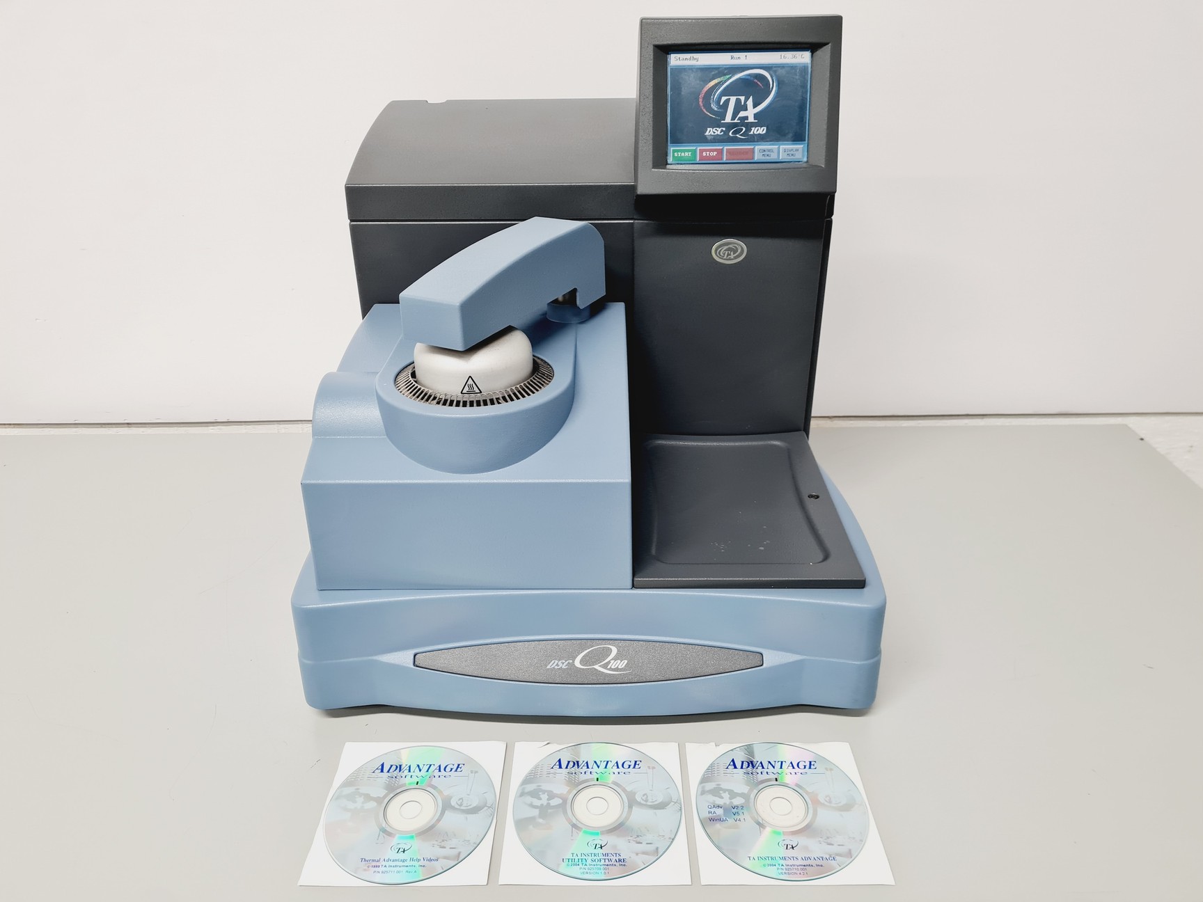 Image of TA Instruments DSC Q100 Differential Scanning Calorimeter Lab