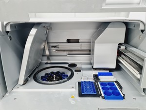 Thumbnail image of QIAGEN QIAcube RNA/DNA Extraction Instrument