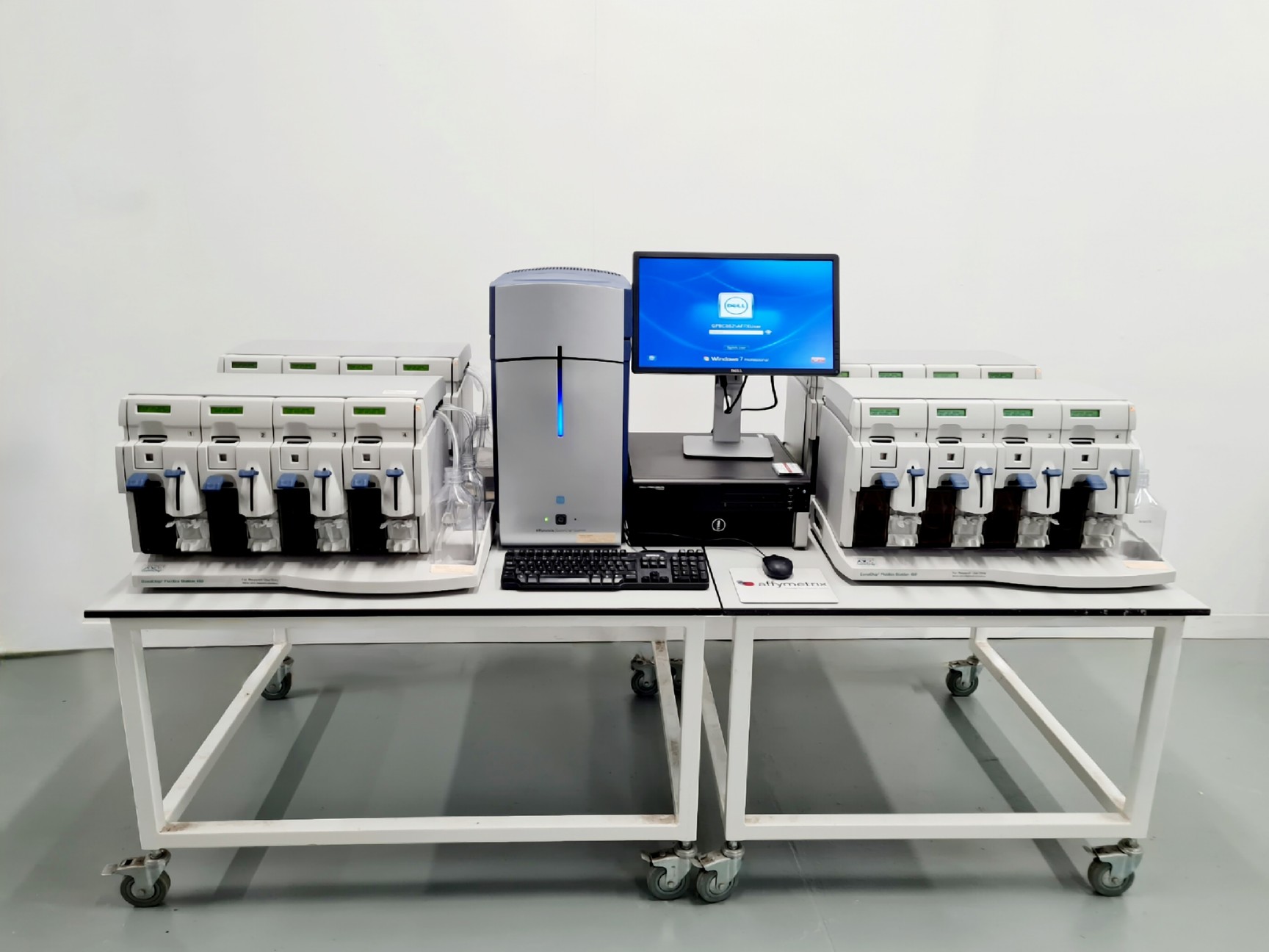 Image of Affymetrix GeneChip Scanner 3000 System with 4 x Affymetrix Fluidics Station 450