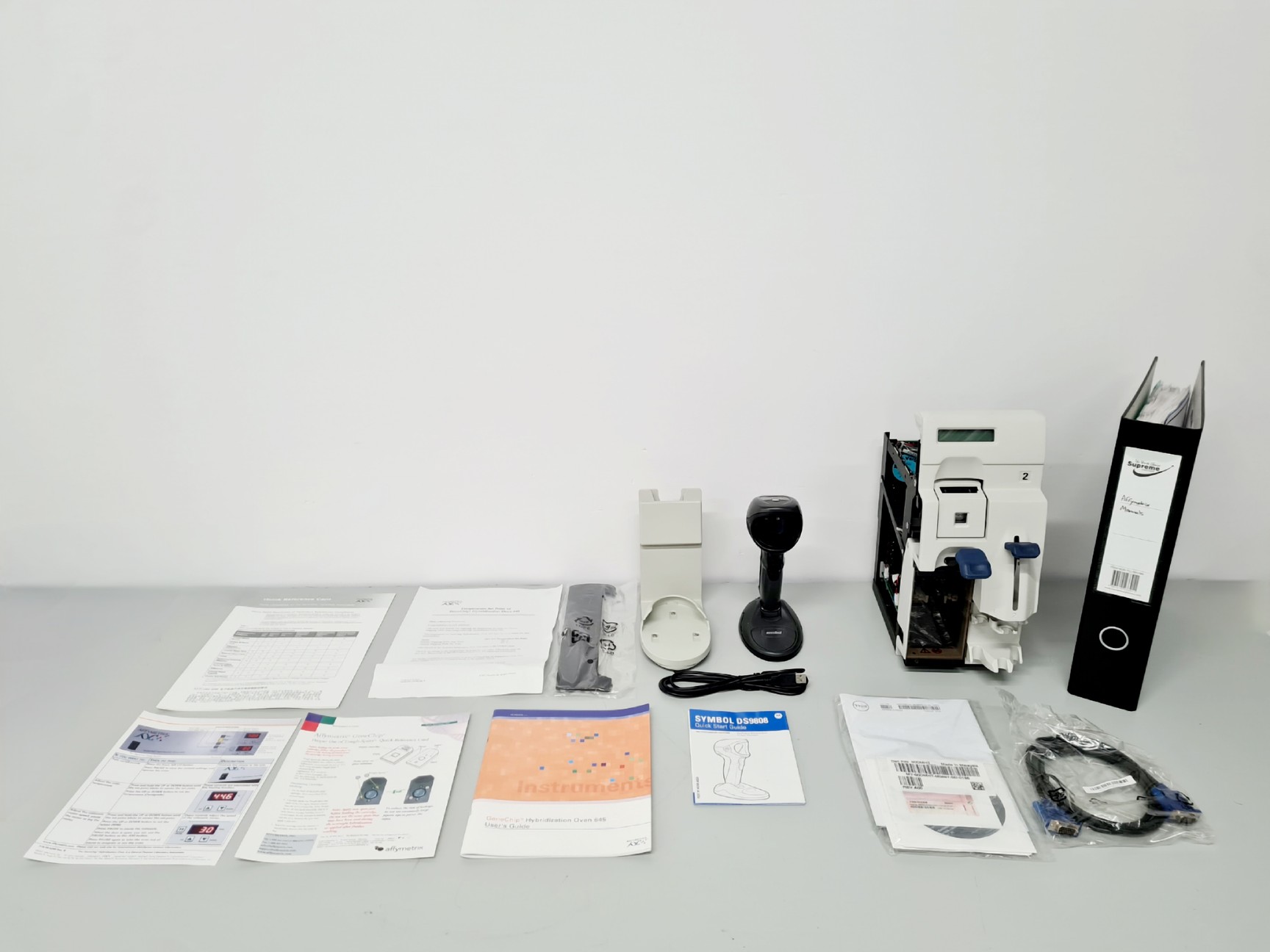 Image of Affymetrix GeneChip Scanner 3000 System with 4 x Affymetrix Fluidics Station 450