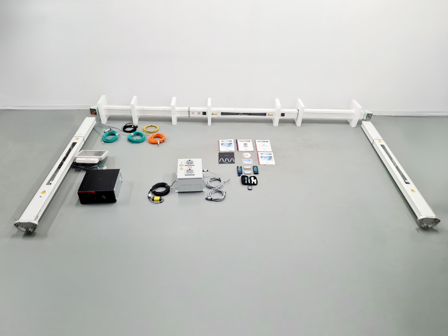 Image of DORADOnova MR3T Adjustable Laser Bridge MRI Compatible Lab