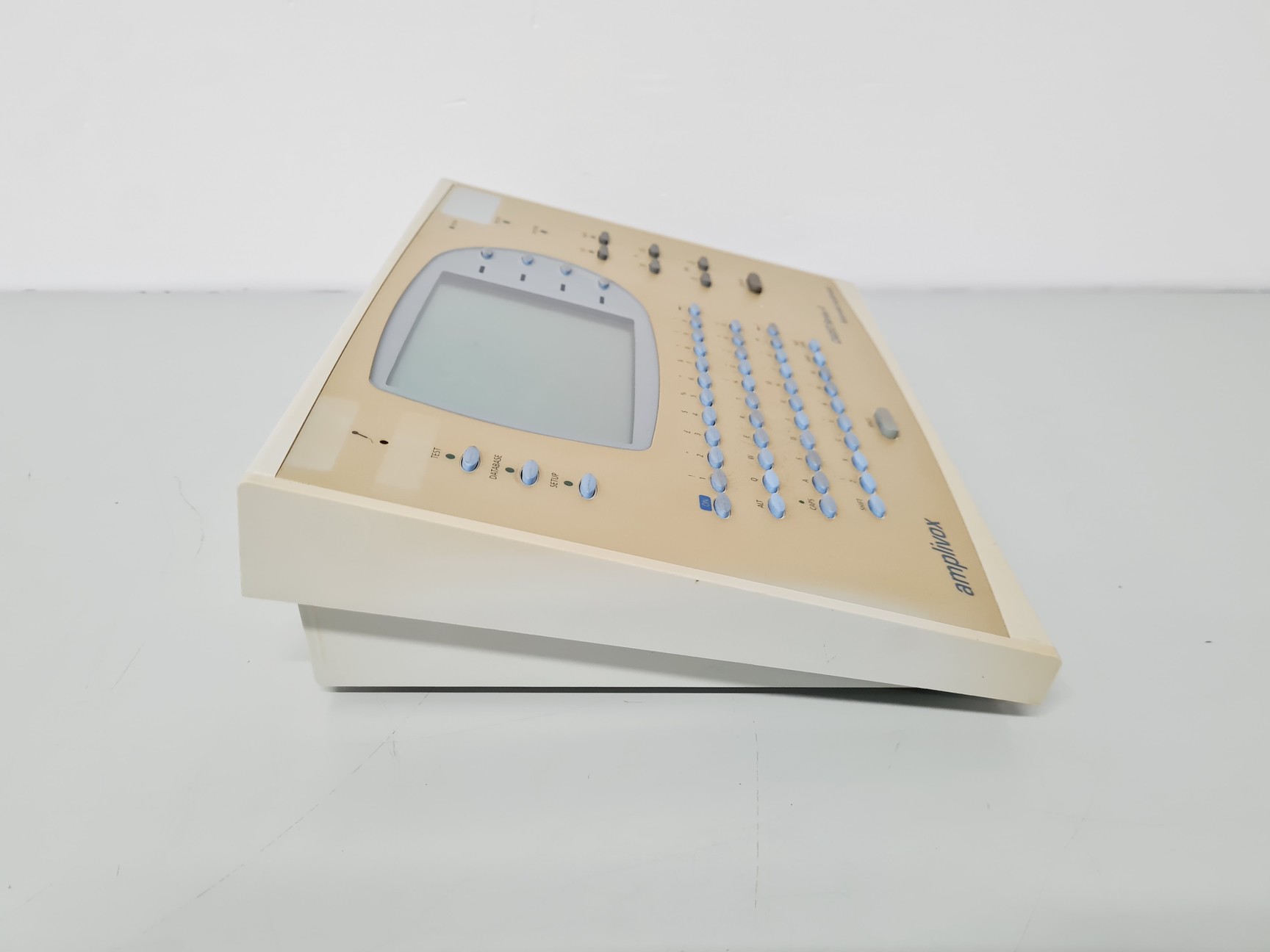 Image of IAC Amplivox 250 Series Mini Sound Shelter w/ CA850 Automatic Audiometer 