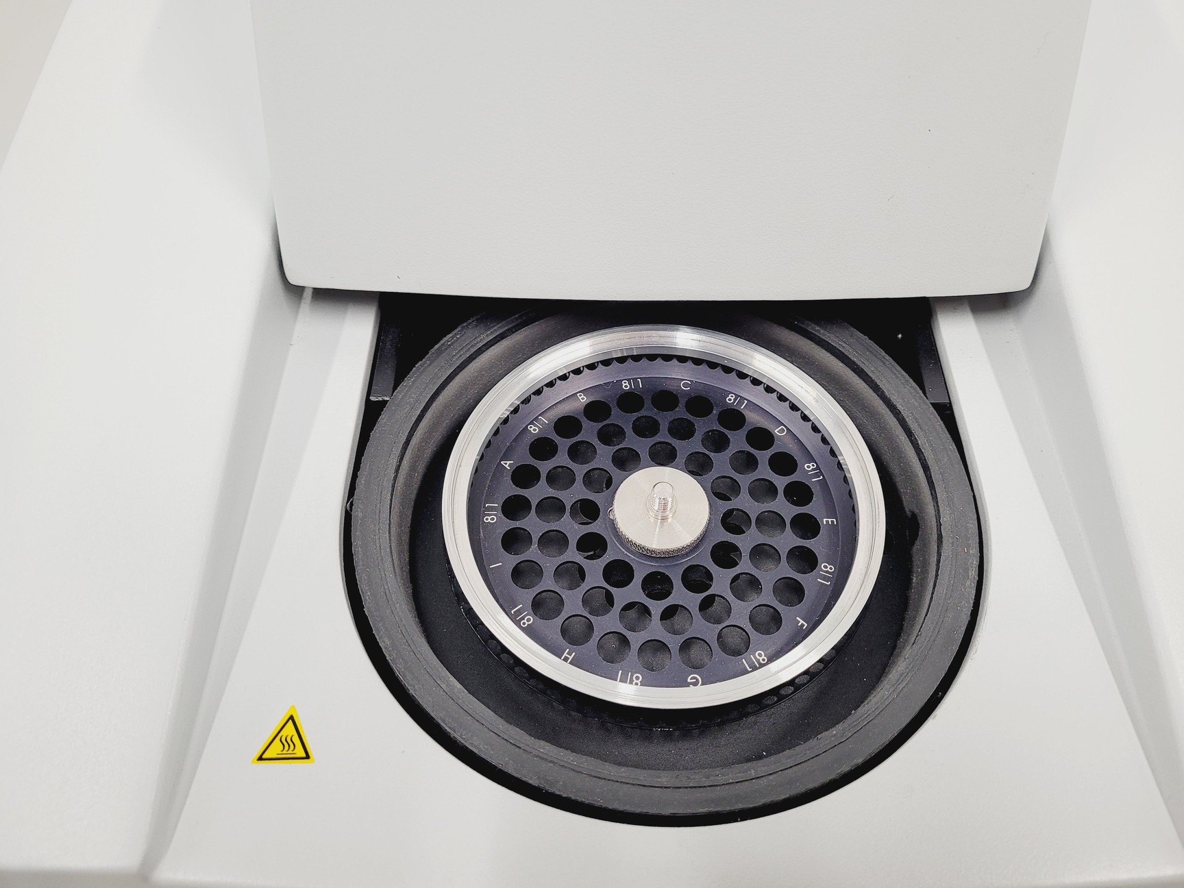 Image of Corbett Research RG-3000 Rotor-Gene Real Time PCR Cycler Lab