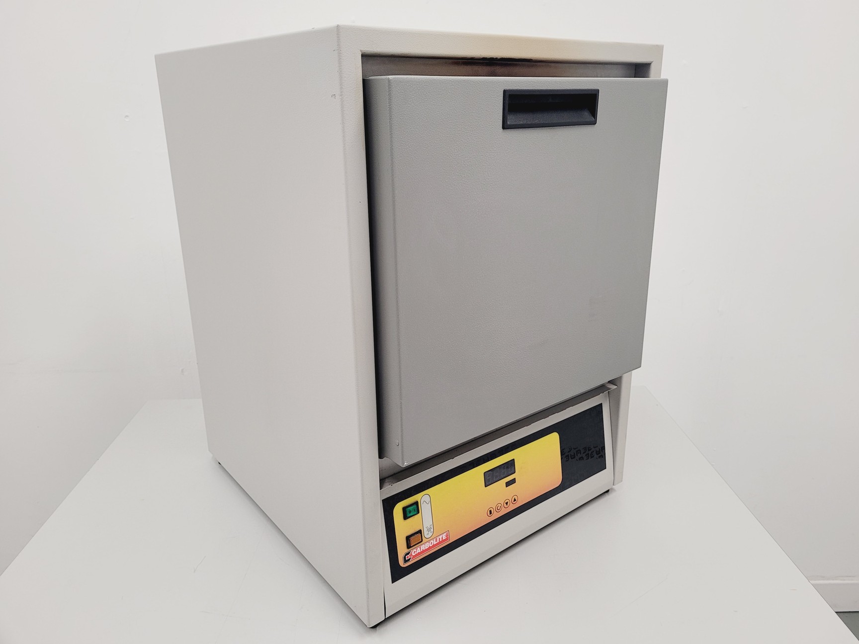 Image of Carbolite Furnace Oven ELF 11/14 1100˚C Temp 3Kw Lab