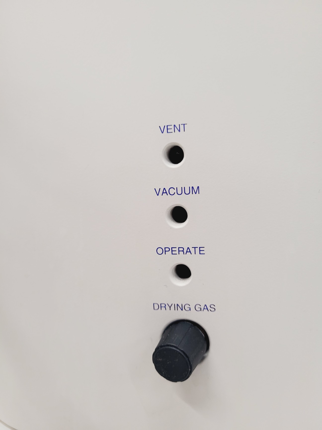 Image of Micromass Platform LC Single Quadrupole Mass Spectrometer Lab