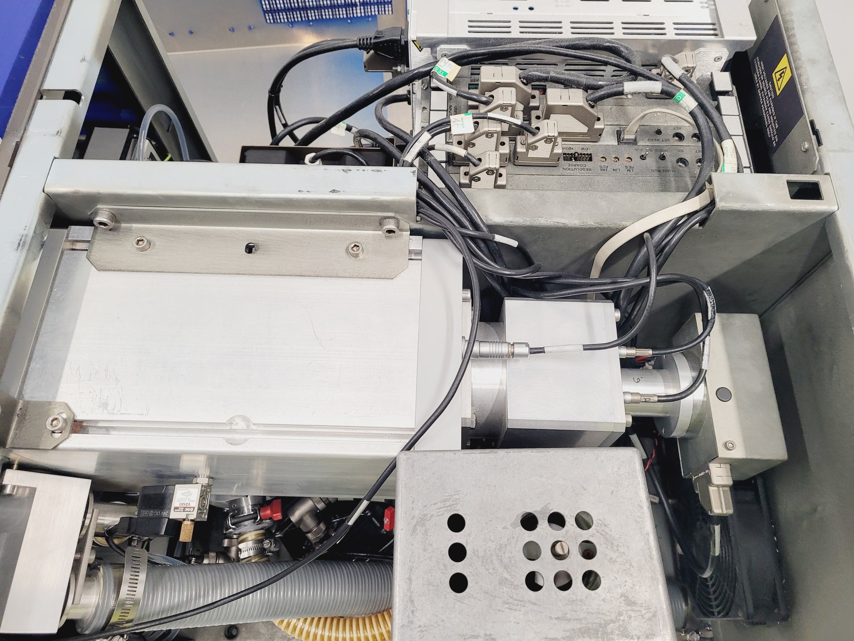 Image of Micromass Platform LC Single Quadrupole Mass Spectrometer Lab