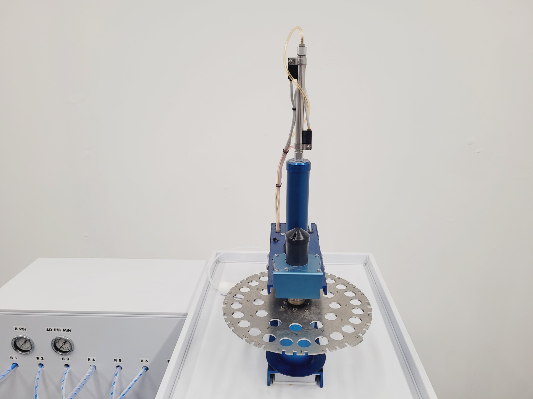 Image of CS Bio Co. Peptide Synthesizer With Control Unit Model CS336X Lab