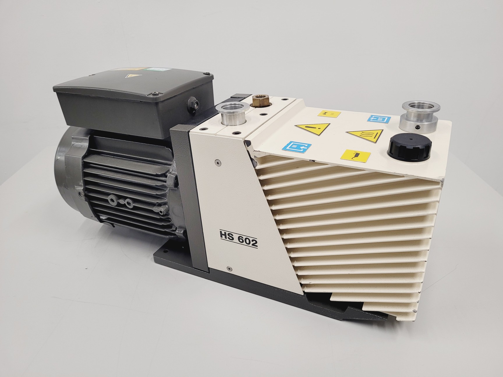 Image of Varian HS 602 Two Stage Rotory Vane Vacuum Pump Lab