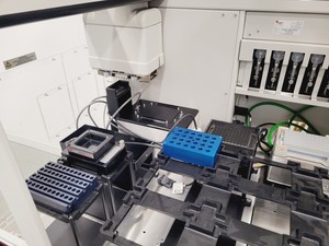 Thumbnail image of Beckman Coulter Biomek FXp Laboratory Automation Workstation w/ PC, Software Lab