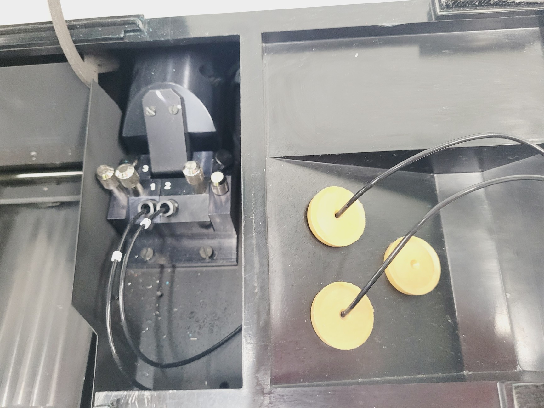 Image of Berthold Detection MPL2 Orion Microplate Luminometer, Injector & Software