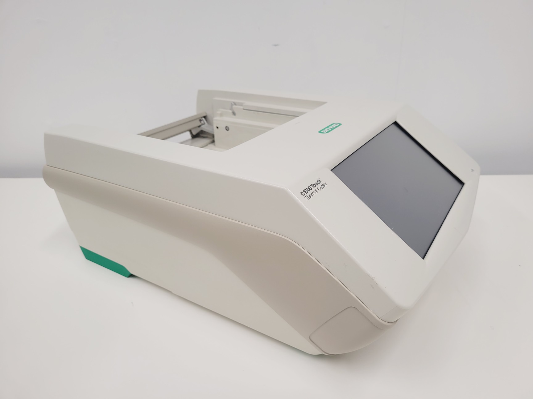 Image of Bio-Rad C1000 Touch Thermal Cycler and CFX96 Optics Module with Reaction Module