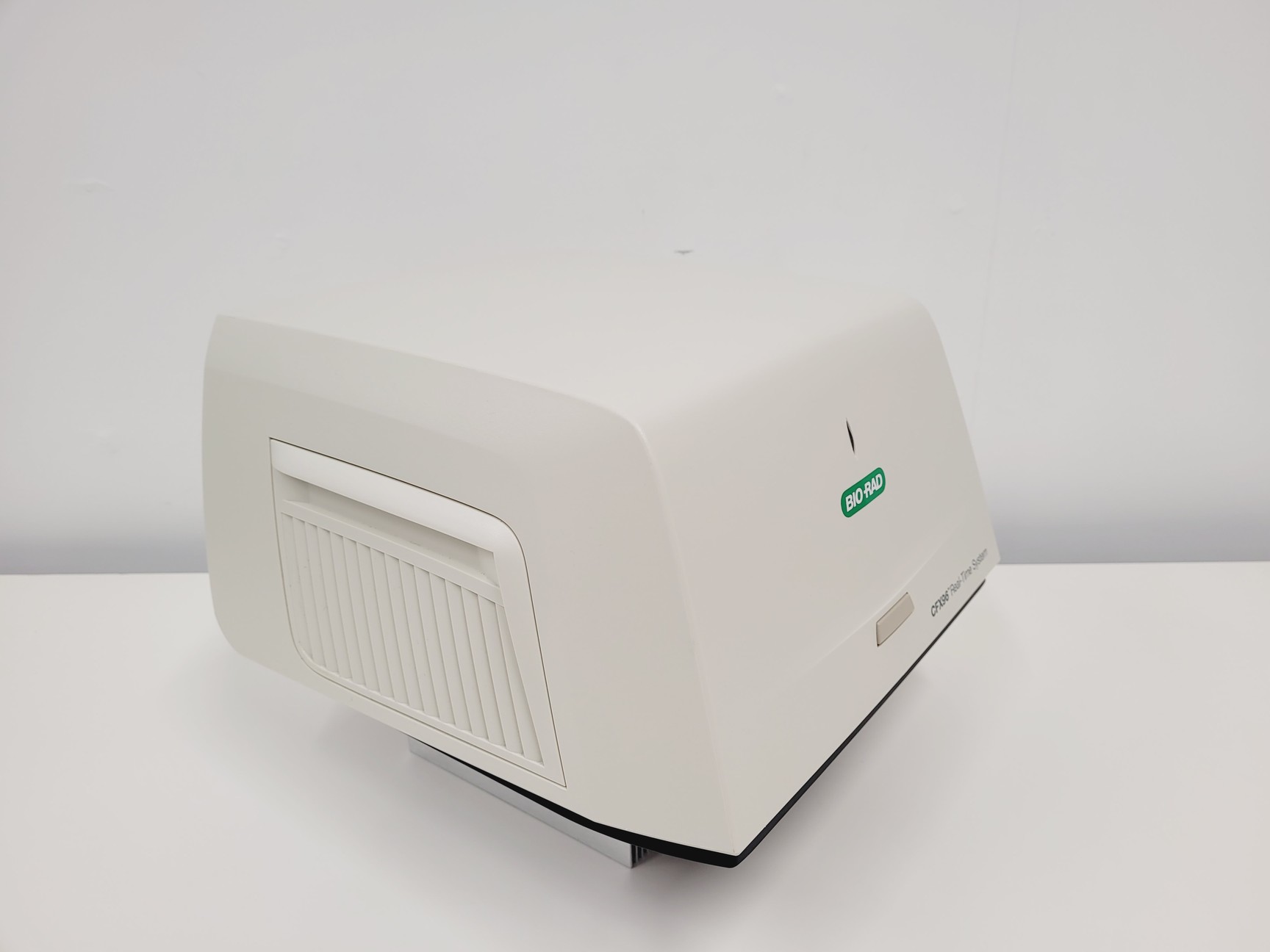 Image of Bio-Rad C1000 Touch Thermal Cycler and CFX96 Optics Module with Reaction Module