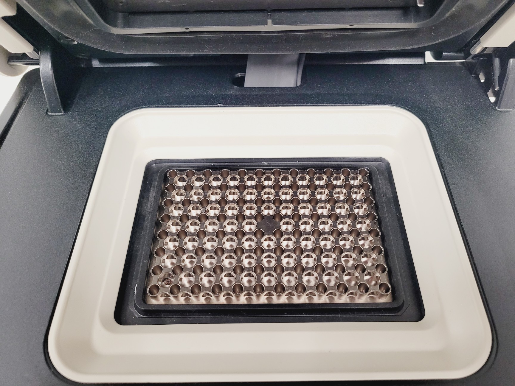 Image of Bio-Rad C1000 Touch Thermal Cycler and CFX96 Optics Module with Reaction Module