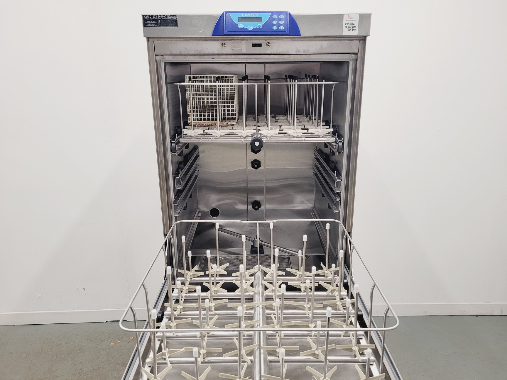 Image of Lancer 1300XL Laboratory Glass and Dish Washer Lab