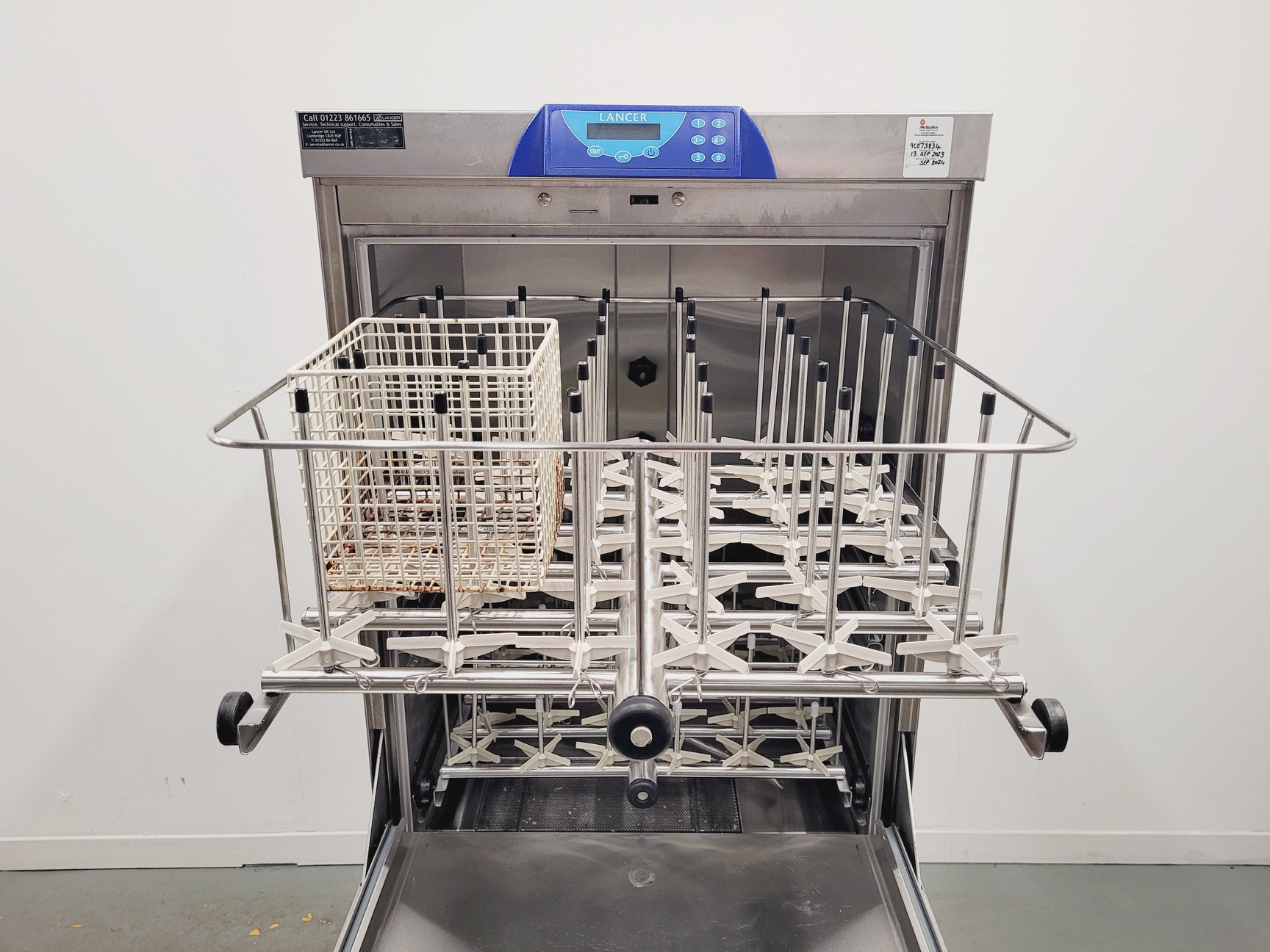 Image of Lancer 1300XL Laboratory Glass and Dish Washer Lab