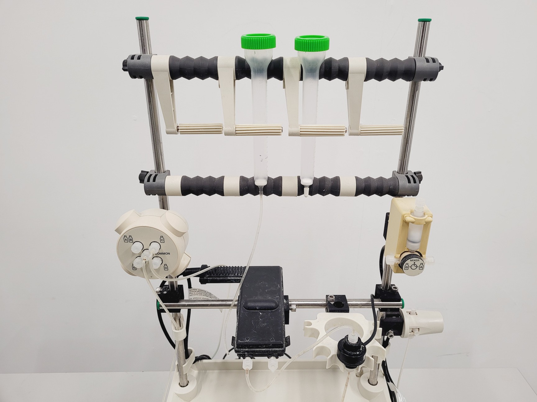 Image of Bio-Rad Biologic LP and BioFrac Fraction Collector Liquid Chromatography Lab