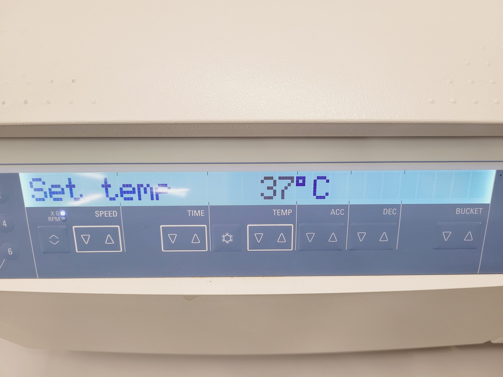 Image of Thermo Scientific Heraeus Megafuge 16R Centrifuge w/ TX-400 Rotor & Buckets Lab