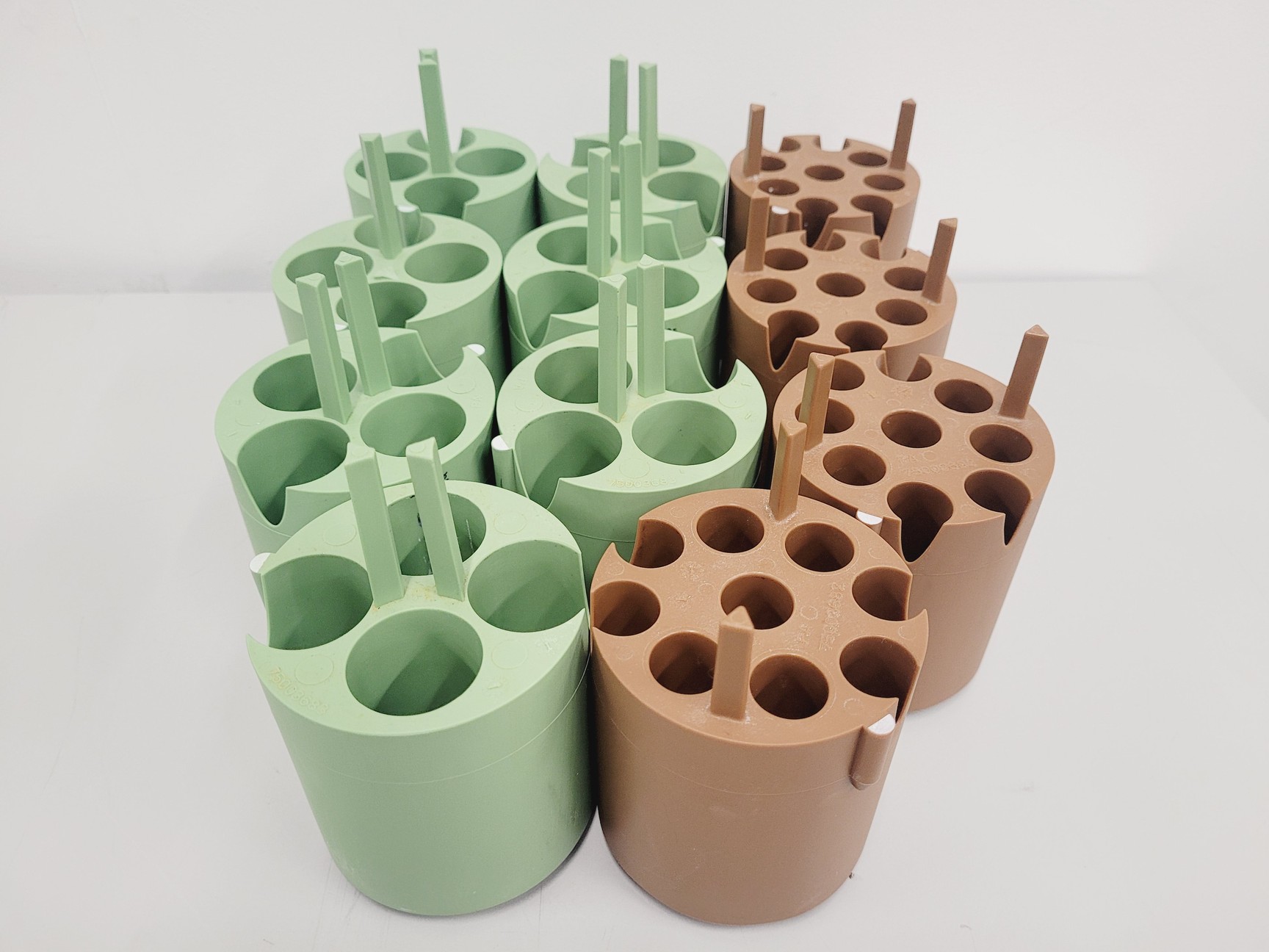 Image of Thermo Scientific Heraeus Megafuge 16R Centrifuge