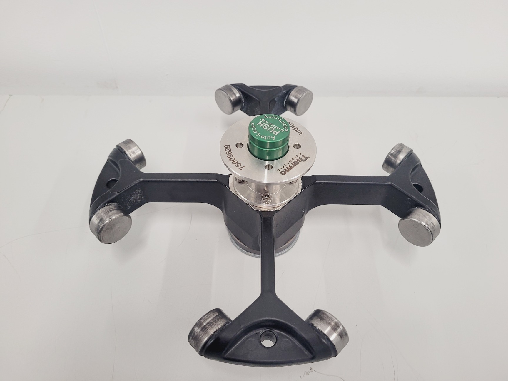 Image of Thermo Scientific Heraeus Megafuge 16R Centrifuge