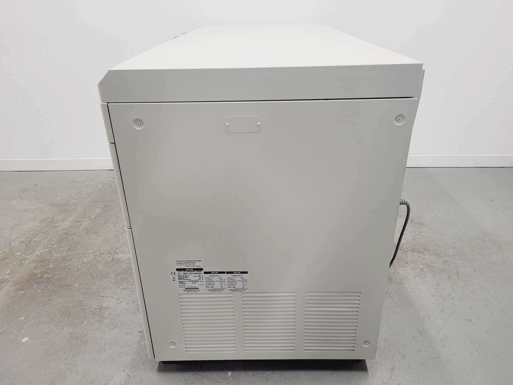 Image of Sanyo Ultra Low Temperature -150˚ Lab Freezer MDF-C2156VAN VIP Series Plus