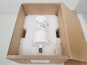 Thumbnail image of Sartorius Arium Comfort 1 Water Purification System Model H20-1-2-TOC-T