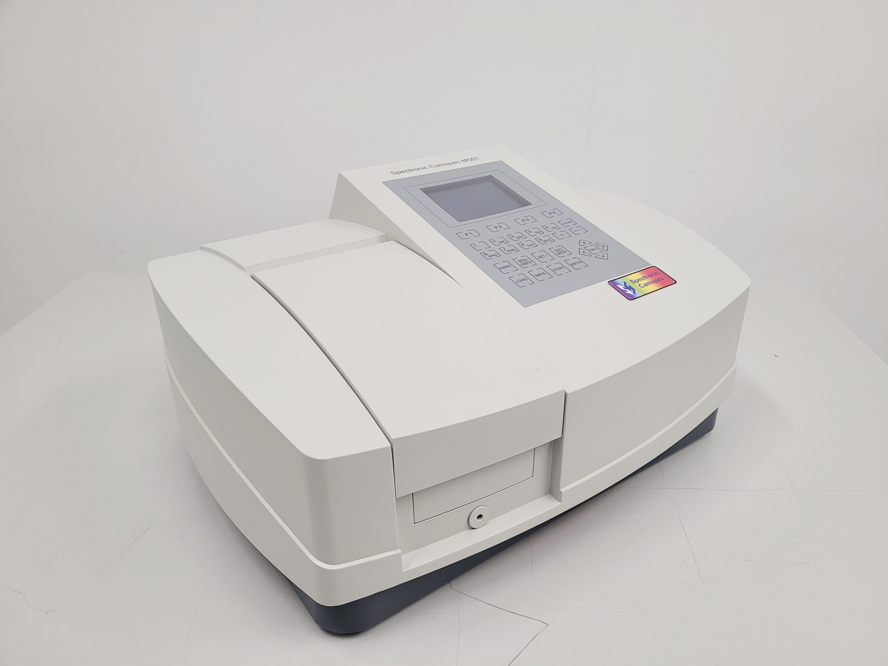 Image of Spectronic Camspec M501 UV-VIS Spectrophotometer Lab