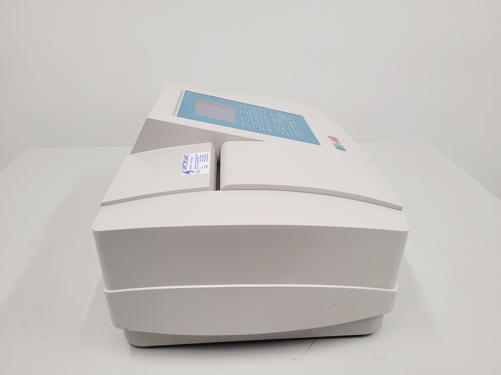 Image of Camspec Model M501 Single Beam Scanning UV-VIS Spectrophotometer Lab