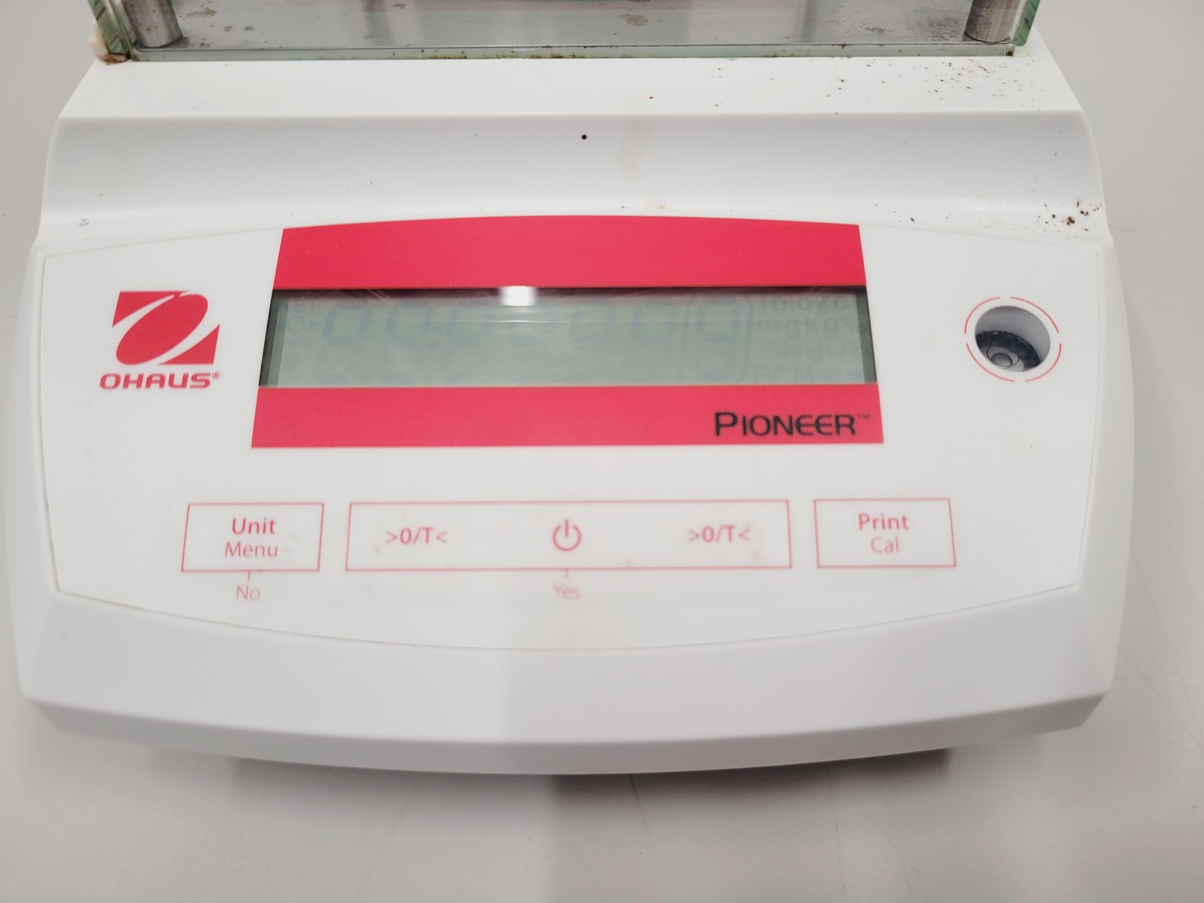 Image of Ohaus Pioneer PA214 Analytical Balance Laboratory Scales