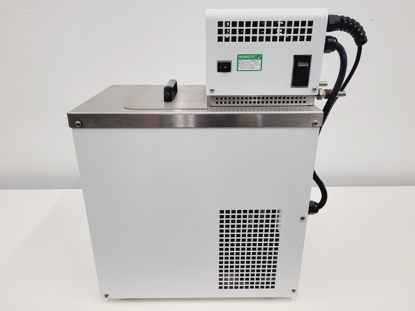 Image of Fisher Scientific Isotemp 3016S Recirculating Water Chiller/Heating Unit Lab