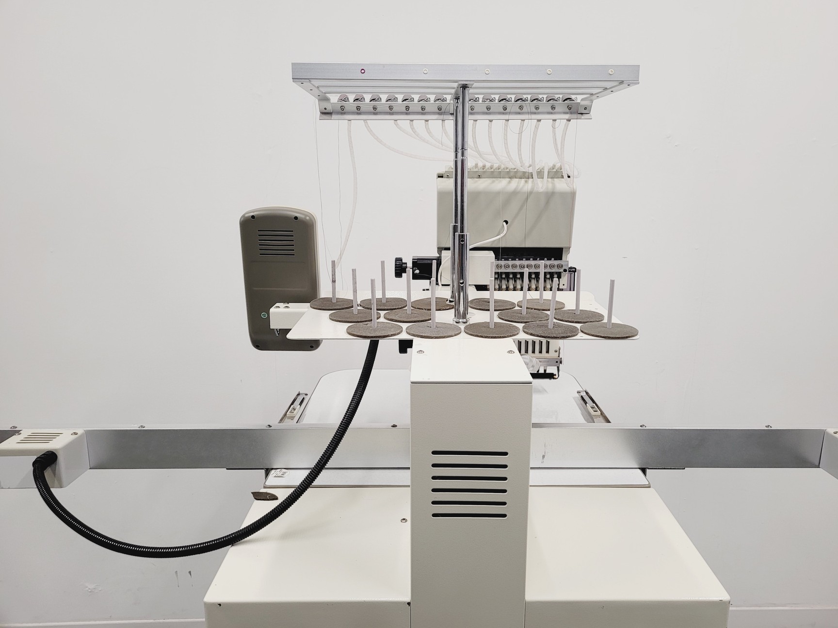 Image of Zoje ZJ-1501PT Single-Head Commercial Embroidery Machine On Stand
