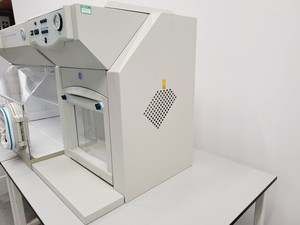 Thumbnail image of Whitley VA500 Hypoxia Glove Box Workstation / Airlock With Footpedal Lab