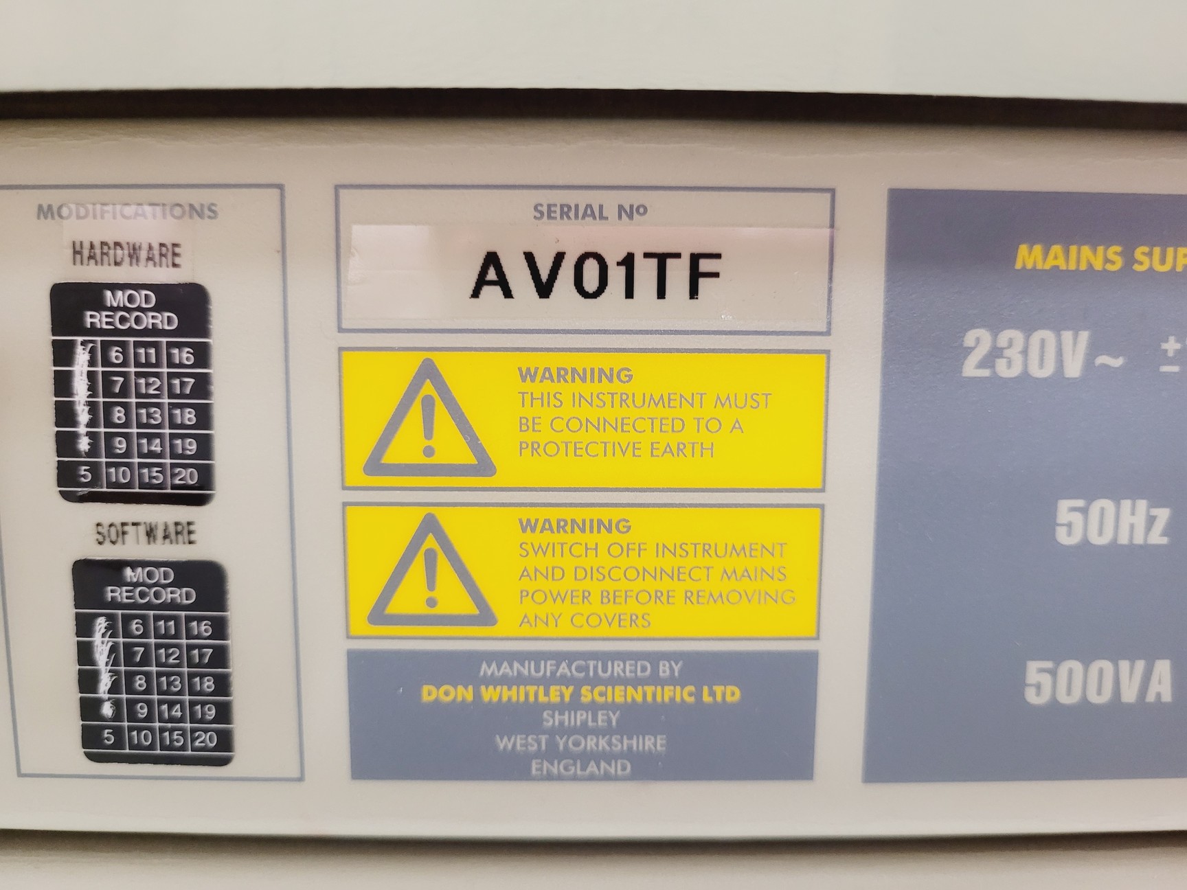 Image of Whitley VA500 Hypoxia Glove Box Workstation / Airlock With Footpedal Lab