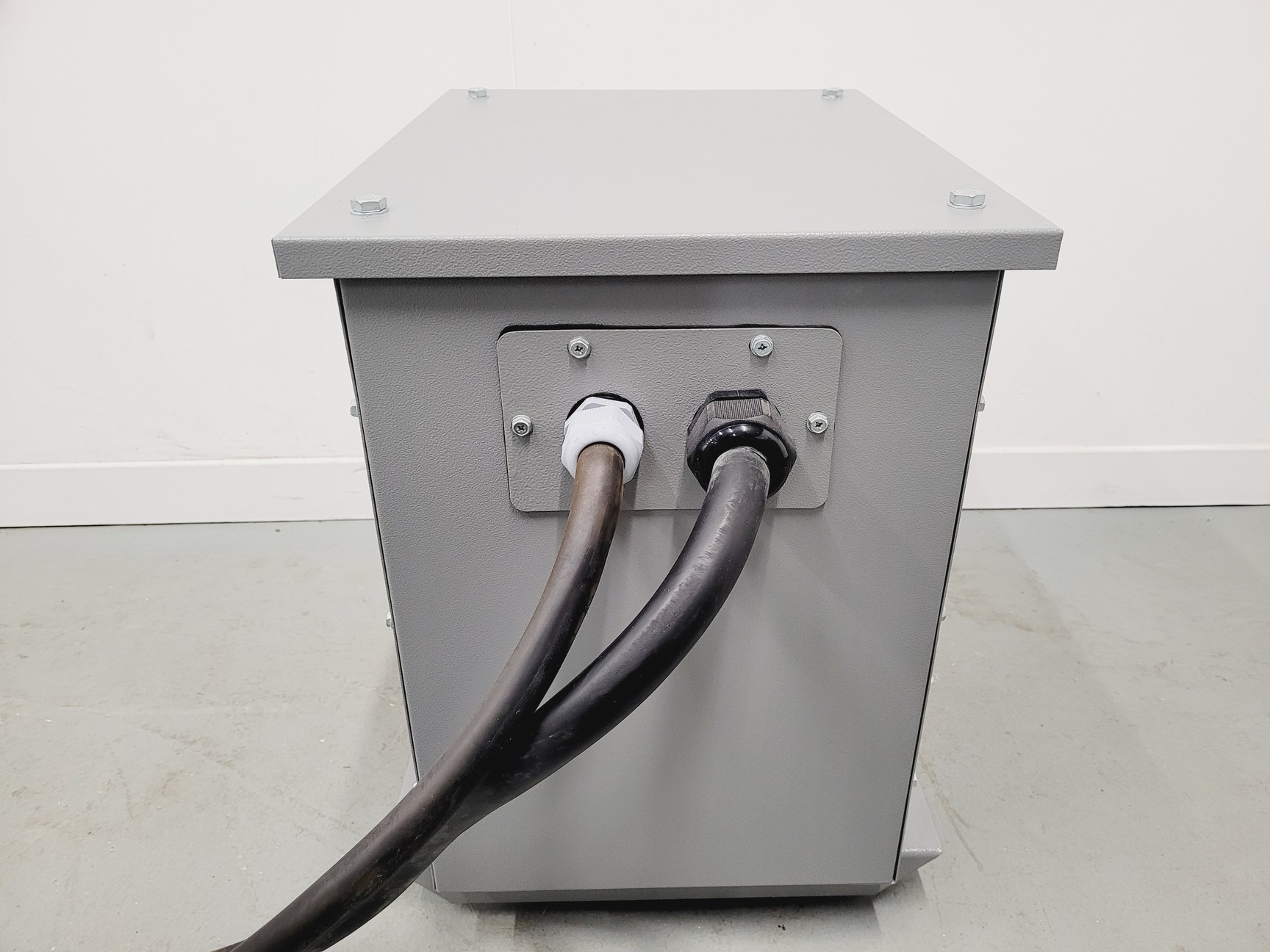 Image of Heavy Duty Industrial Step Down Transformer 45KVA 425 volts to 208/218 volts