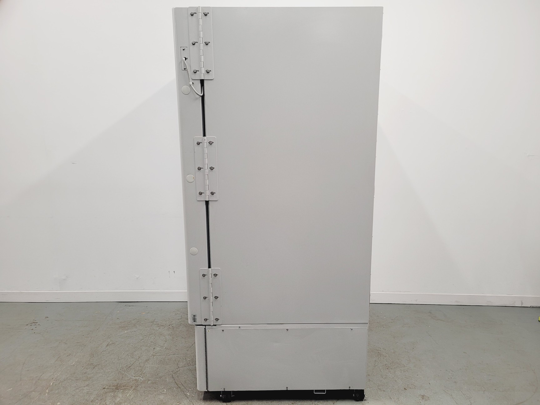 Image of Thermo Scientific Forma 900 Series Model 906 ULT Laboratory Freezer Lab