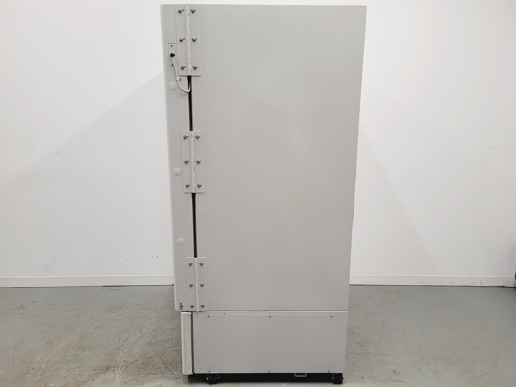 Image of Thermo Scientific Forma 900 Series Type 906 ULT Laboratory Freezer