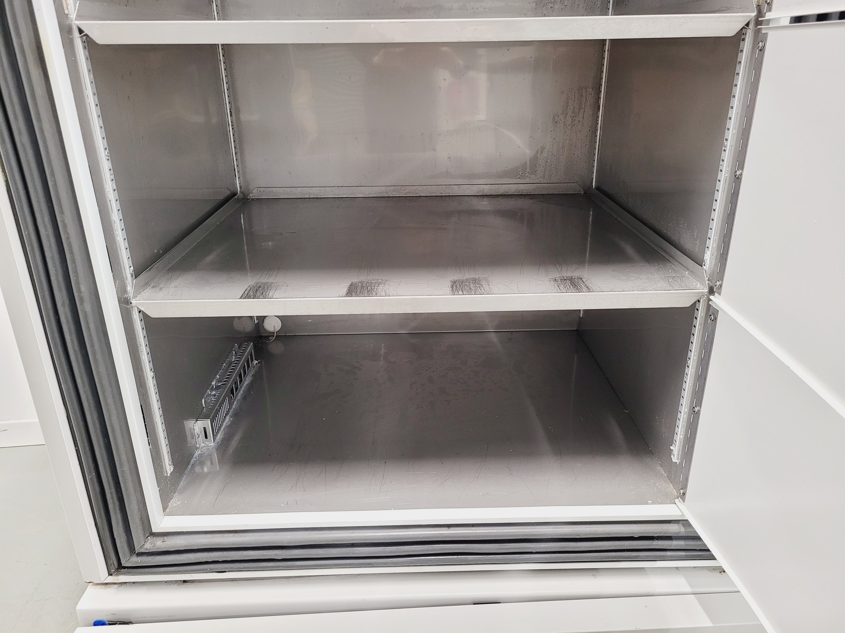 Image of Thermo Scientific Forma 900 Series Type 906 ULT Laboratory Freezer