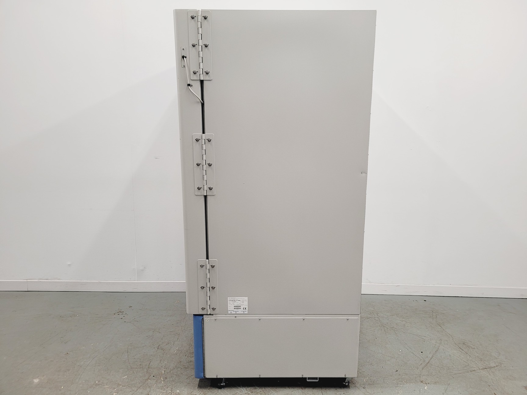 Image of Thermo Scientific Forma 900 Series Model NO. 906 ULT Laboratory Freezer