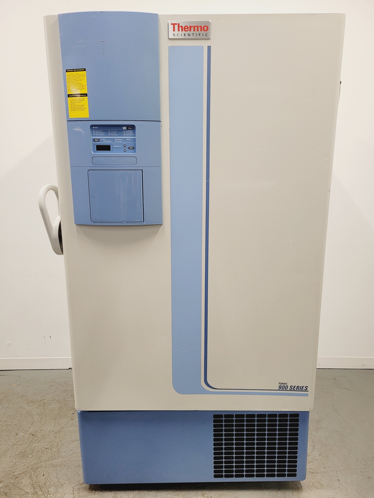 Image of Thermo Scientific Forma 900 Series Model NO. 906 ULT Laboratory Freezer