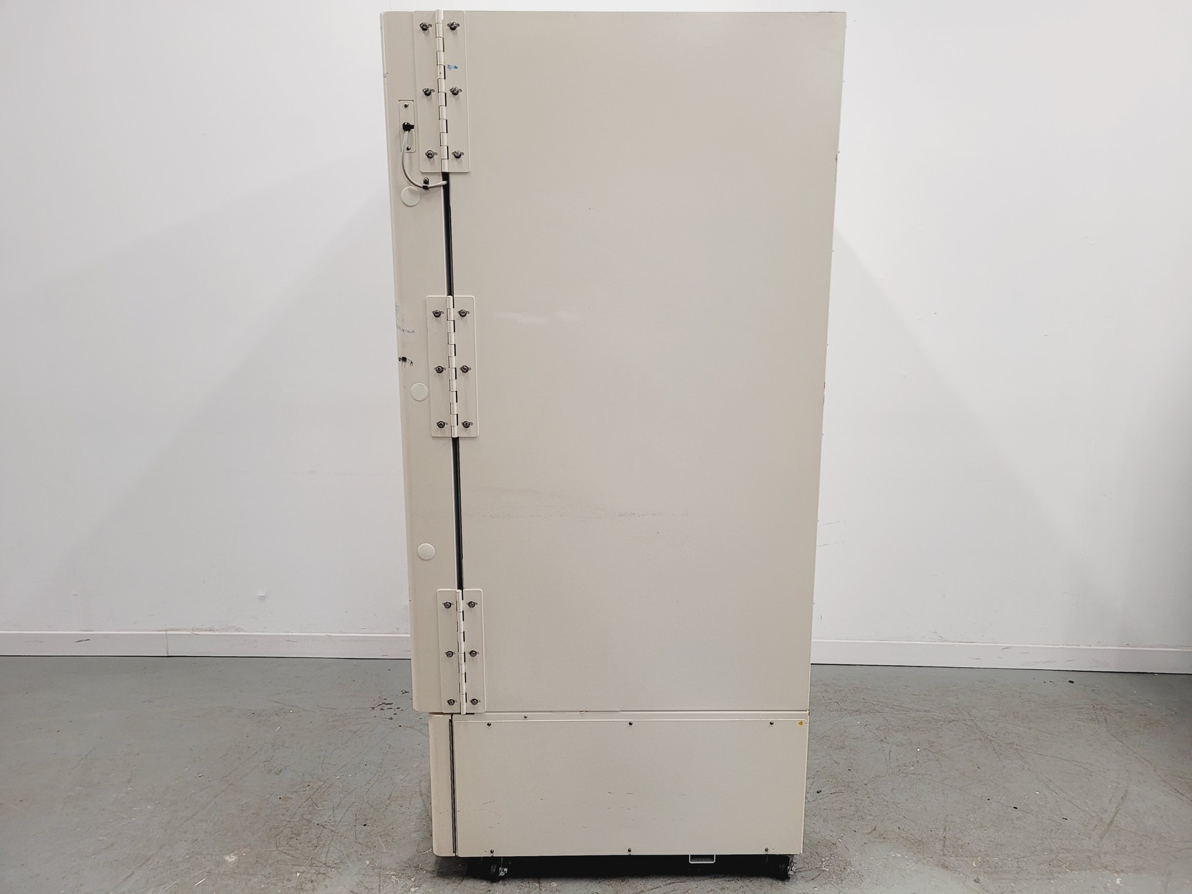 Image of Thermo Scientific Forma Model Type - 906 ULT Laboratory Freezer 'Spares/Repair'