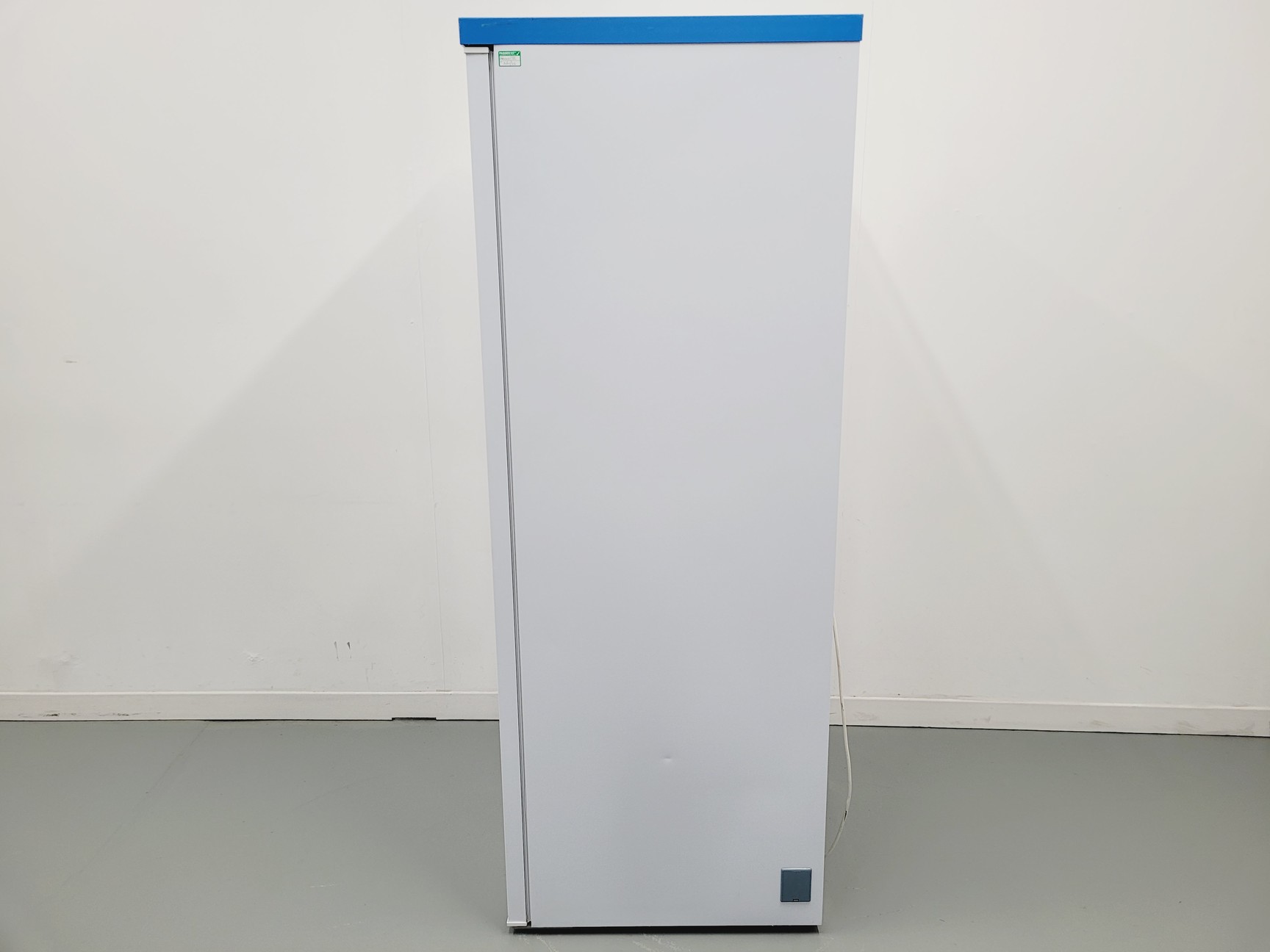 Image of Labcold RLDF1519 Laboratory Refrigerator Intellicold Control Lab