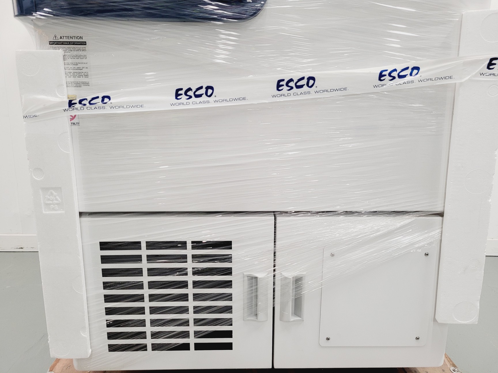 Image of Esco Lexicon II ULT Lab Freezer with Platinum Controller Model UUS-480C-1 Lab