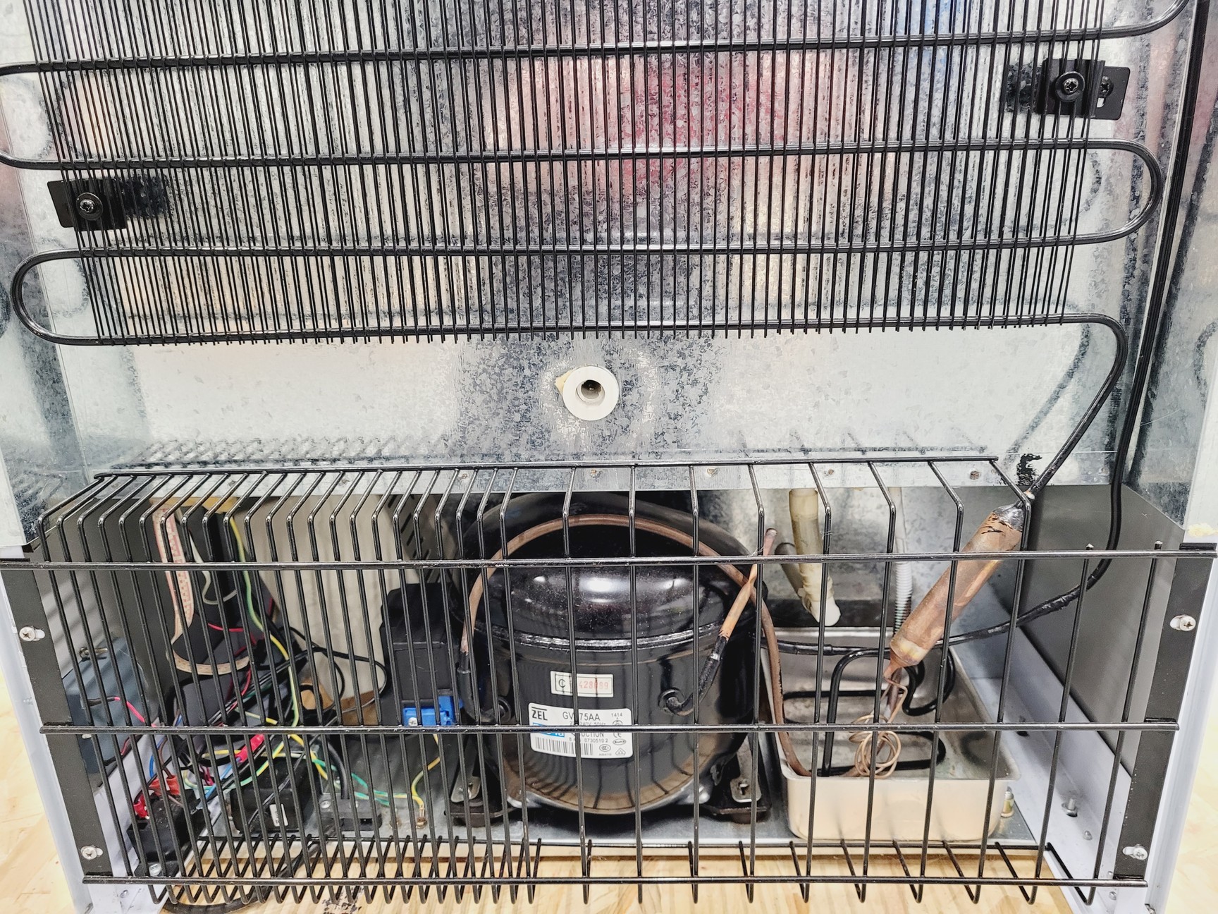Image of Labcold Spark Free Refrigerator Model RLSP1510 Lab